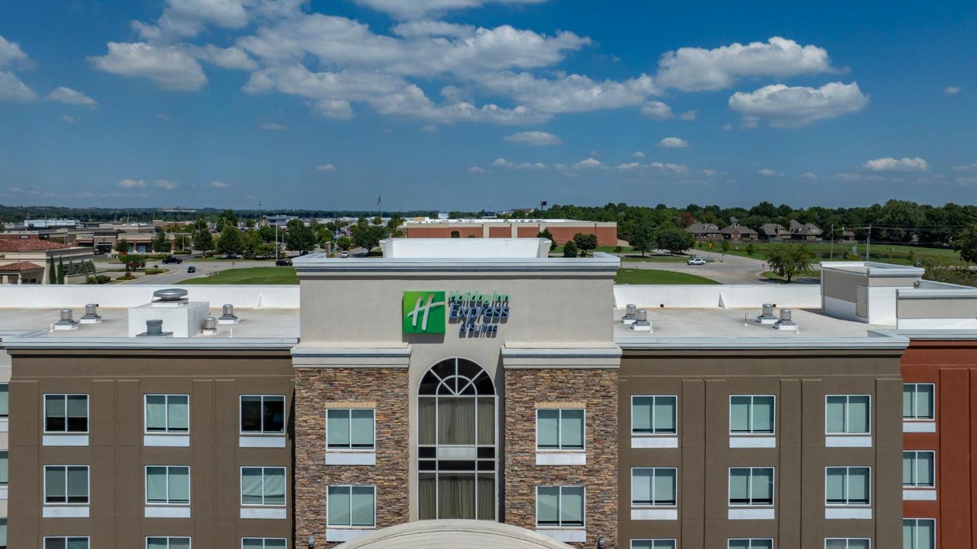 Holiday Inn Express Tulsa South Bixby By Ihg Jenks Exterior photo